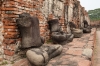 Teile von Buddha-Statuen im Wat Mahathat (Foto: chari , Ayutthaya, Ayutthaya, Thailand am 23.01.2024) [5826]