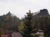 links der Marienfels, rechts der Falkenštejn (ehem. Raubritterburg) (Foto: philip , Jetřichovice, Böhmische Schweiz, Tschechien am 29.04.2012) [3075]