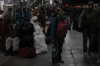 Bahnhof, Warten auf den Zug nach Amritsar (Foto: chari , Haridwar, Uttarakhand, Indien am 03.02.2018) [4977]