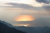 Morgenröte beim Blick über die Enipeas-Schlucht auf's Meer (Foto: chari , Spilios Agapitos, Zentralmakedonien, Griechenland am 08.07.2018) [5057]