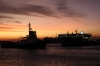 Sonnenuntergang am Hafen (Foto: chari , Sihanoukville, Alle Provinzen Kambodschas, Kambodscha am 22.12.2023) [5726]