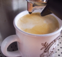 EA150 macht einfach guten kaffee ... (Foto: chari , Heimweg 28, Unteres Weserbergland 53, Deutschland am 10.09.2010) [2017]
