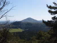 Blick zum Rosenberg (Foto: philip , Kleines Prebischtor, Böhmische Schweiz, Tschechien am 28.04.2012) [3049]