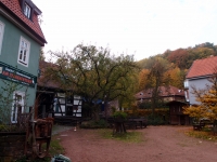 Wanderherberge "am Storchenturm" mit dem Gasthof mit den leckeren Rouladen... (Foto: philip , Eisenach, Thüringer Becken 47 48, Deutschland am 19.10.2013) [4011]