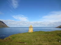 gelber Turm (Foto: Volker Spreen , Siglufjörður, Norðurland eystra, Island am 20.08.2017) [4889]