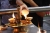 Ghee-Lampe ist entzündet (Foto: chari , Batu Caves, Selangor, Malaysia am 27.04.2025) [6190]